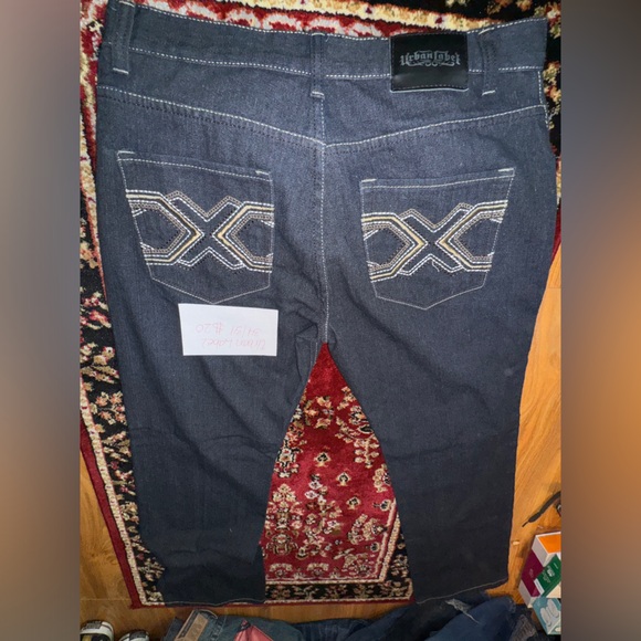 Size 34X34 - Picture 3 of 3